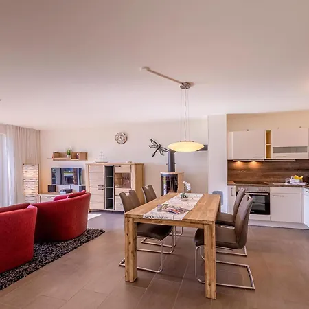Libelle - In Der Hafenresidenz Mit Kamin & Hafenblick Apartment Waren (Mueritz)