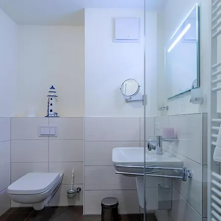 Libelle - In Der Hafenresidenz Mit Kamin & Hafenblick Apartment Waren (Mueritz)