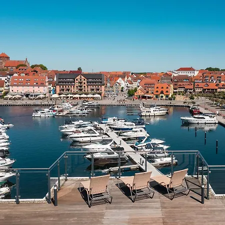 Libelle - In Der Hafenresidenz Mit Kamin&hafenblick