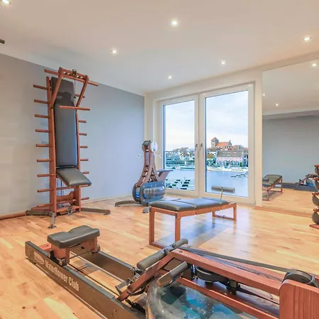 Apartment Libelle - In Der Hafenresidenz Mit Kamin&hafenblick Waren (Müritz)