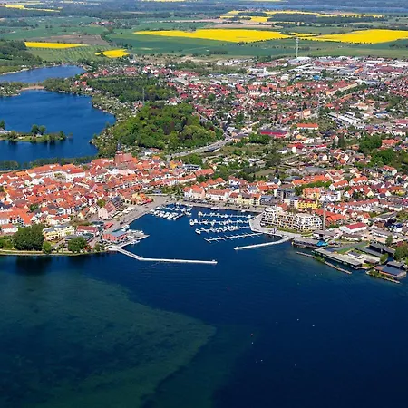 Libelle - In Der Hafenresidenz Mit Kamin&hafenblick Apartment *
